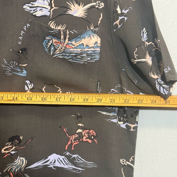 Quiksilver Black Graphic Hawaiian Beach Vacation Surf Shirt - Picture 7 of 9
